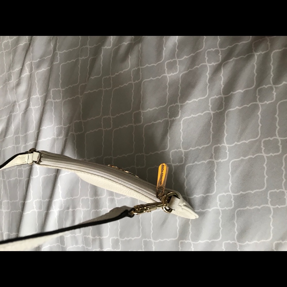 Mk wristlet - Picture 3 of 3